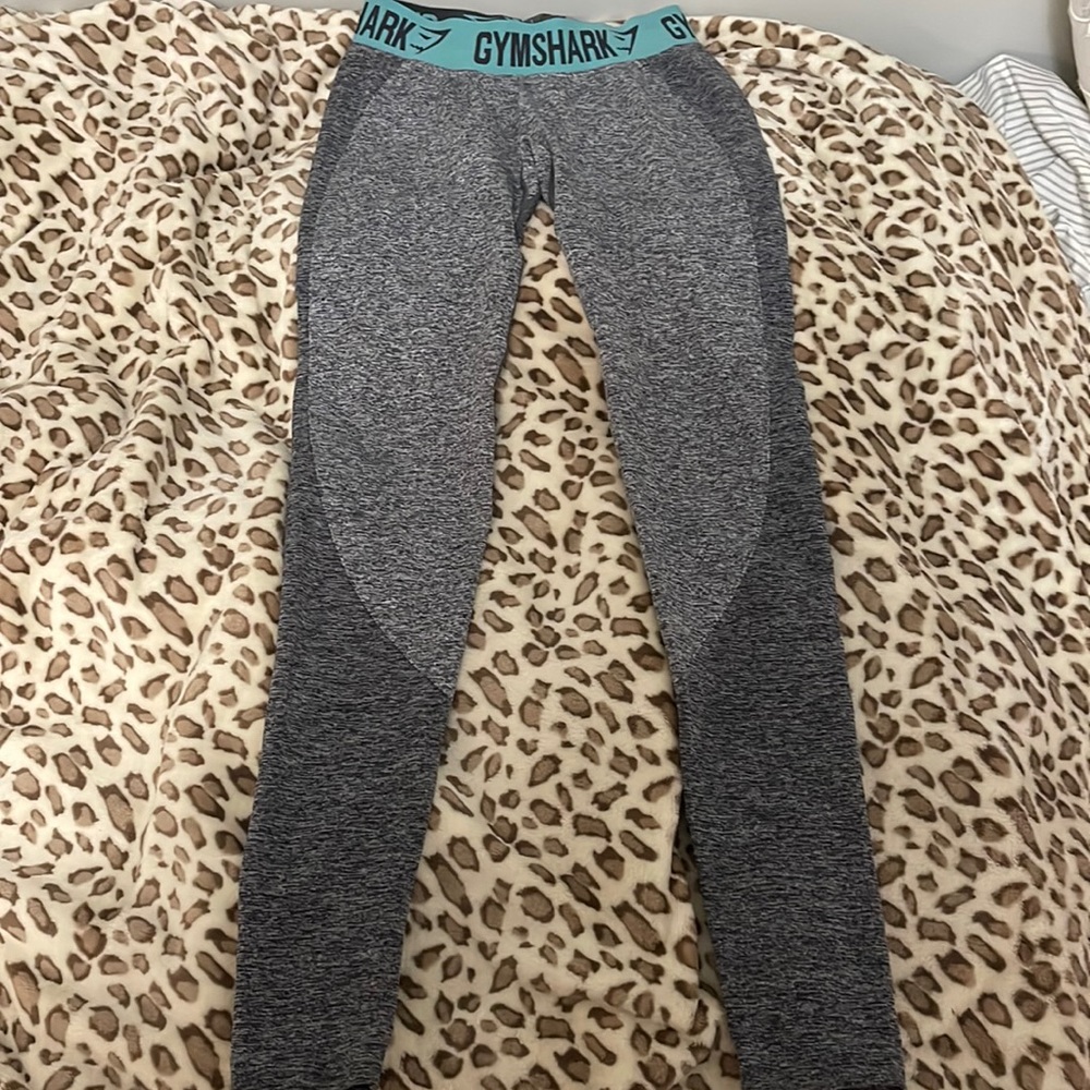 Gymshark flex leggings size small EUC worn 1x